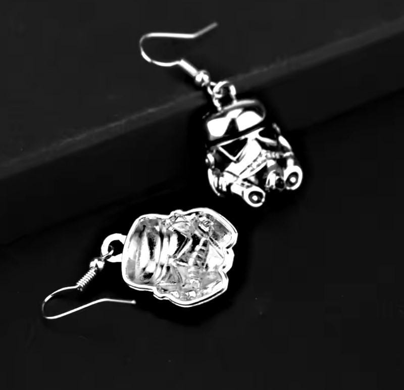 Metal Storm Trooper Earrings - Star Wars Dark Side