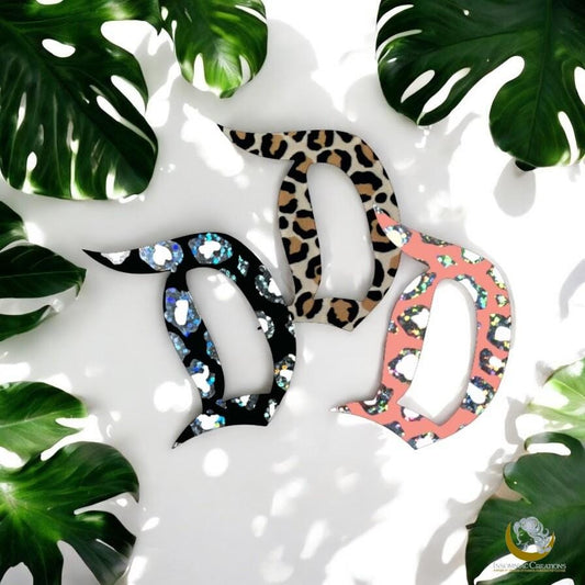 Acrylic Animal Print D Brooch