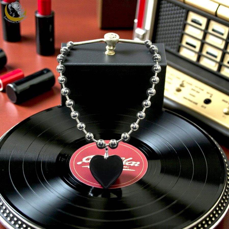 Pinup Goth Heart Necklace