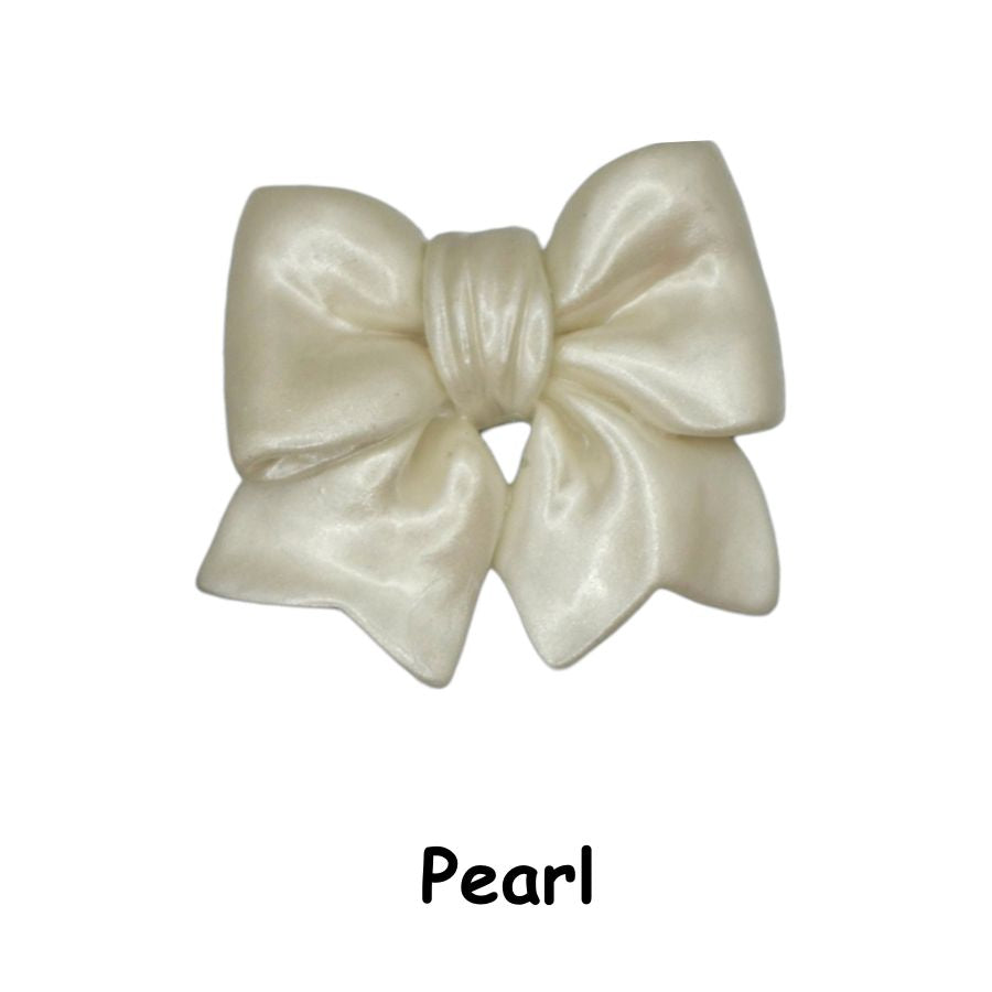 Sweet Bow Necklace - Hand Carved Bow