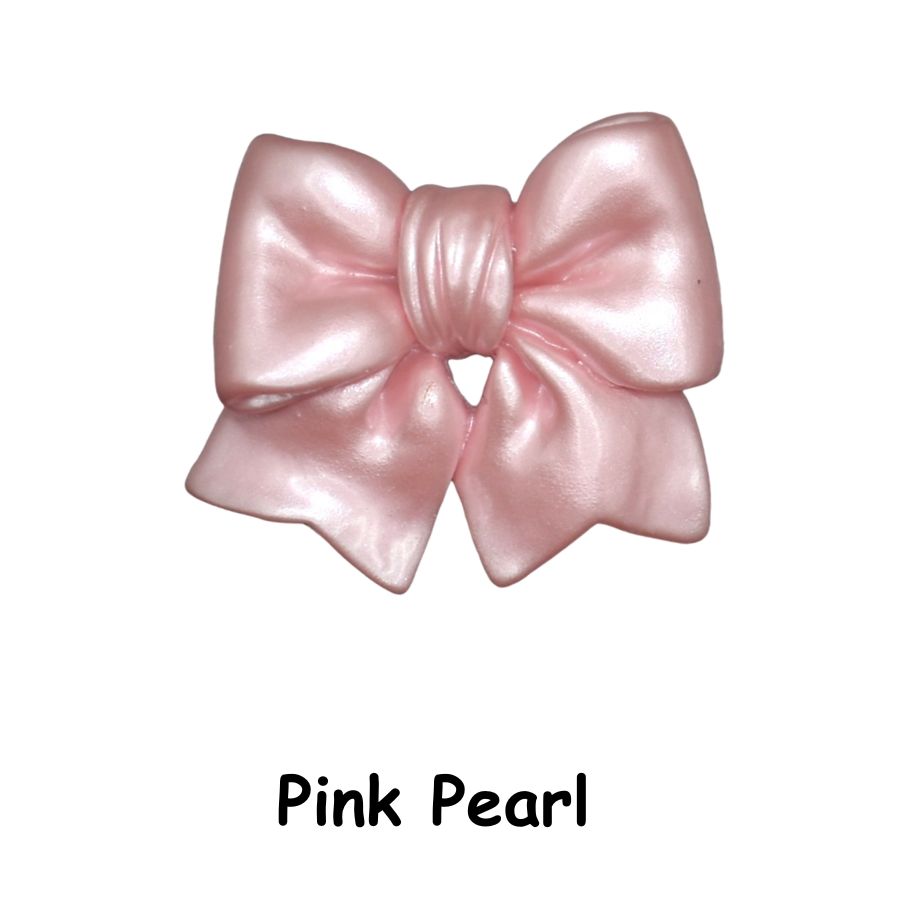 Sweet Bow Necklace - Hand Carved Bow