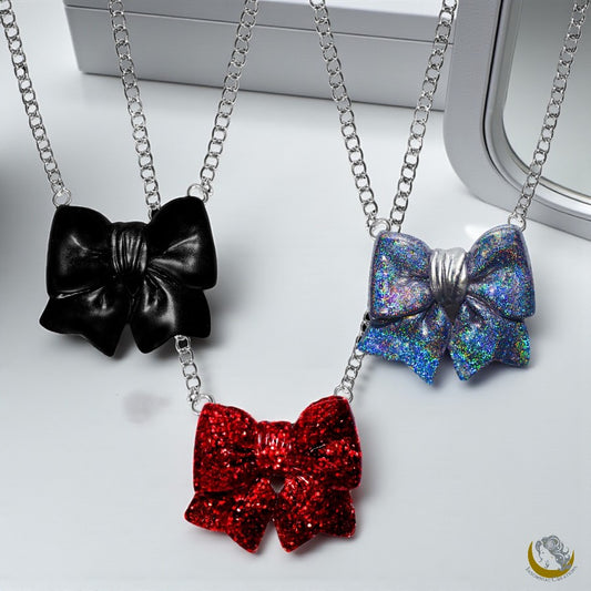 Sweet Bow Necklace - Hand Carved Bow
