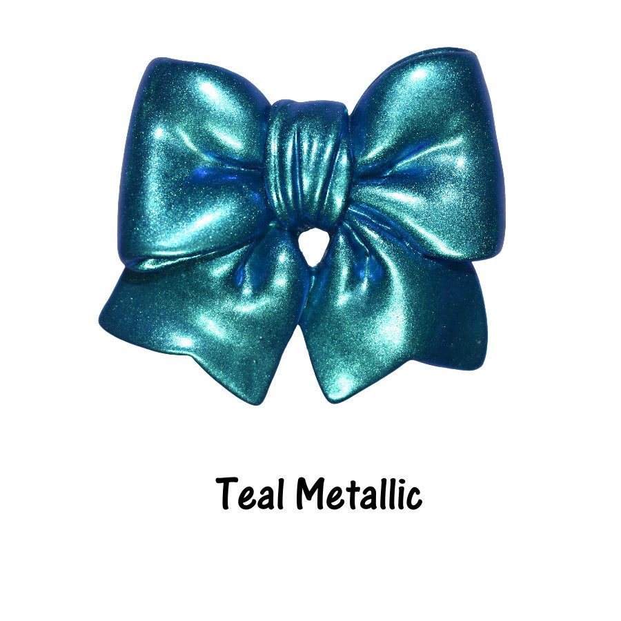 Sweet Bow Necklace - Hand Carved Bow