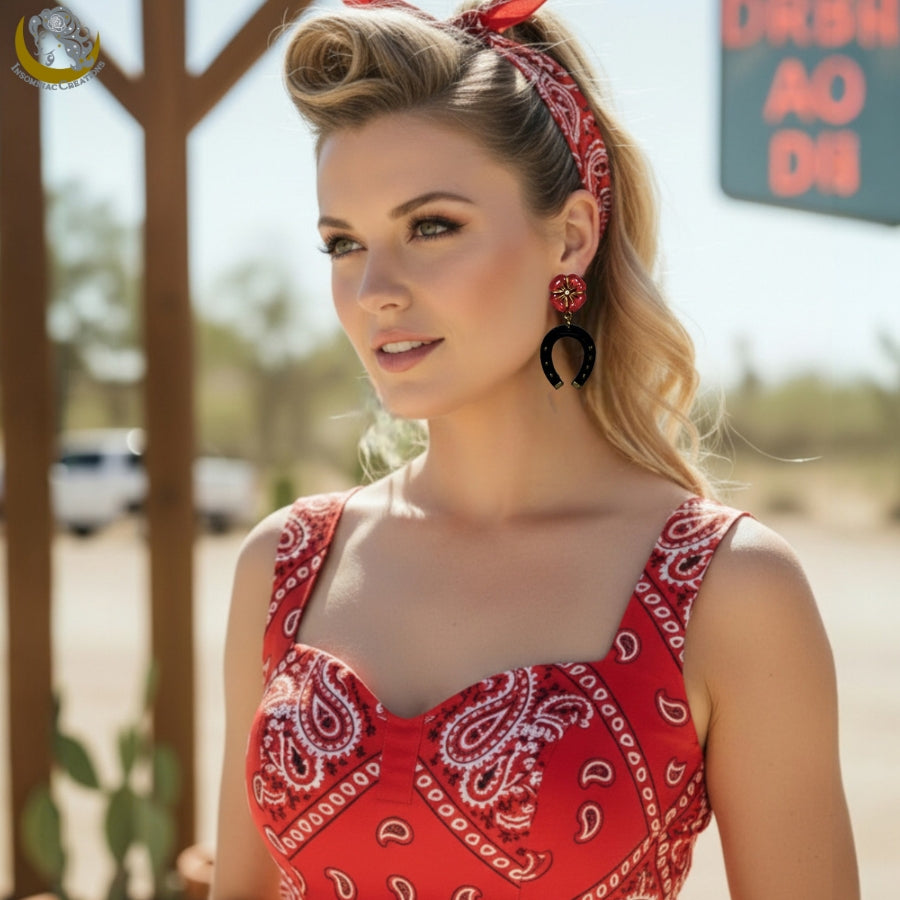 Wild Horseshoe Blossom Earring